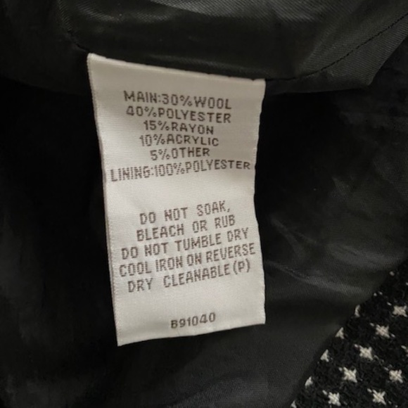 Smart classic Black and white jacket - Picture 4 of 7